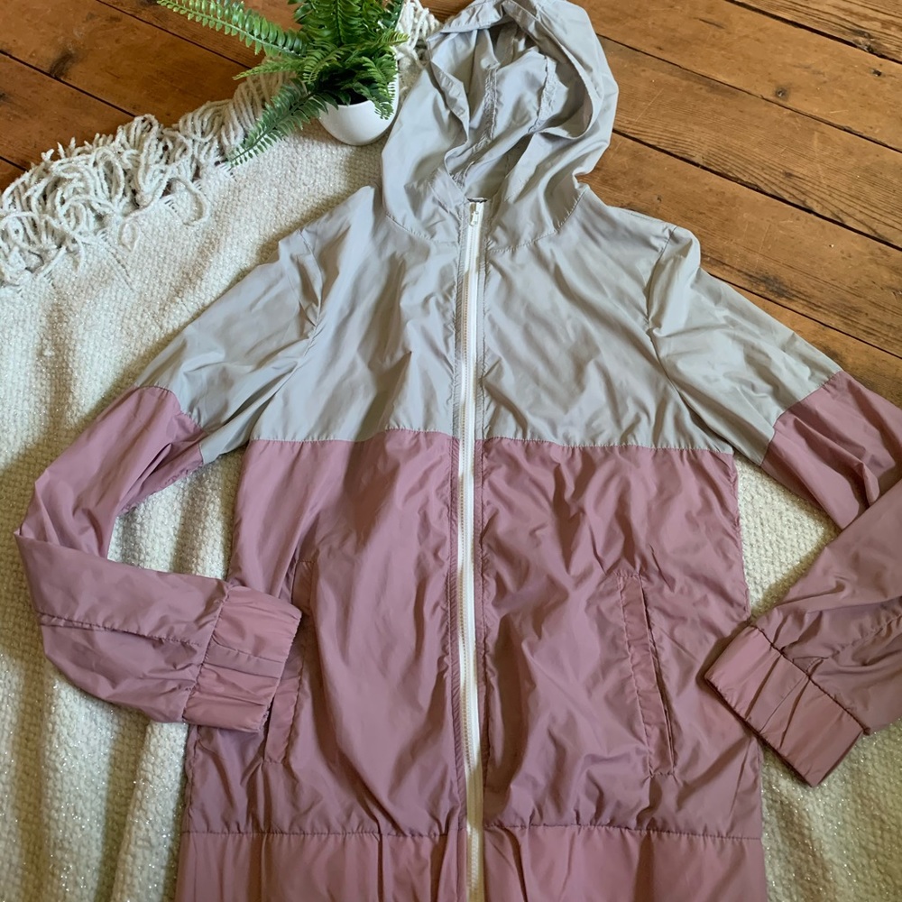 Cute two tone windbreaker